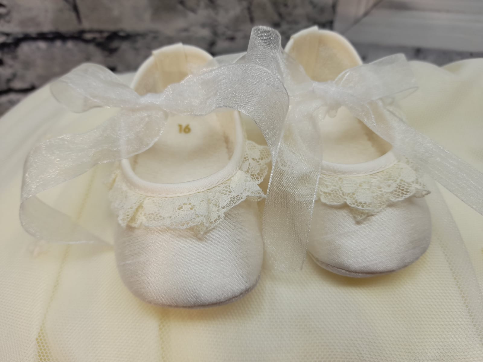 89708-ZAPATITO SHANTUNG CON PUNTILLA(0-0)-0